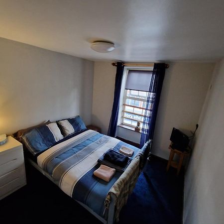 Y Castell Budget Accommodation Pwllheli Exterior photo